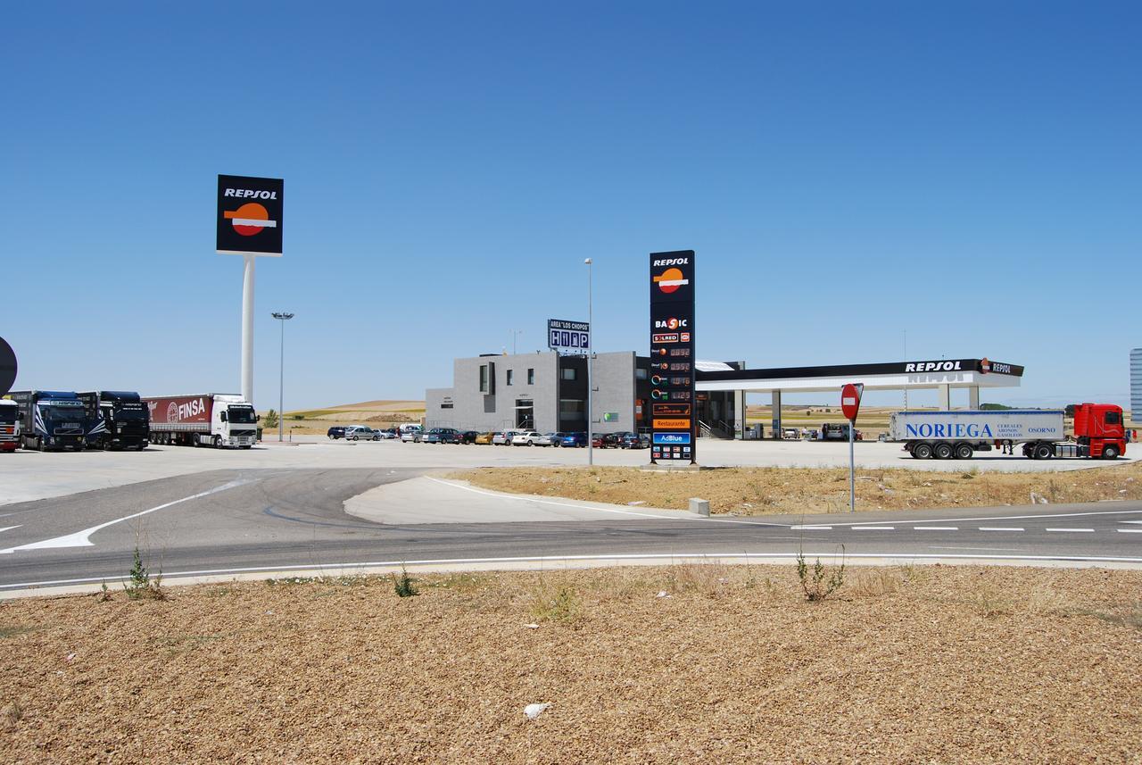 Hotel Area De Servicio Los Chopos Villaherreros 外观 照片