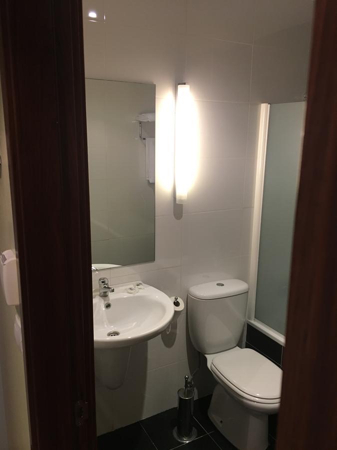 Hotel Area De Servicio Los Chopos Villaherreros 外观 照片