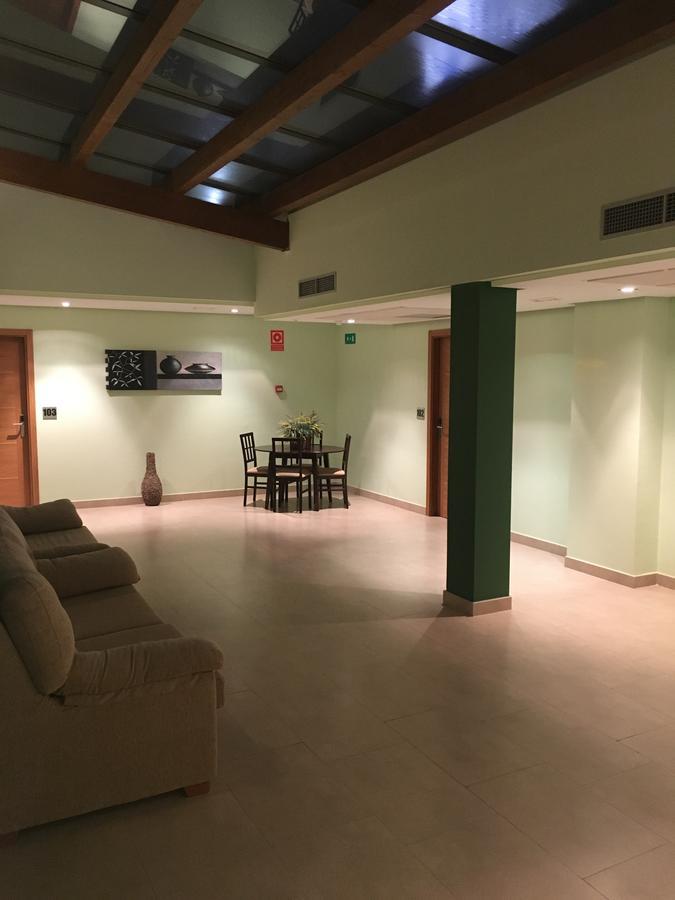 Hotel Area De Servicio Los Chopos Villaherreros 外观 照片